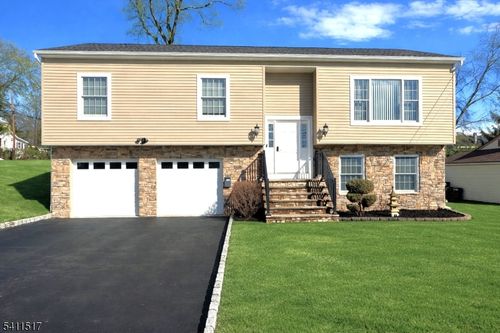 138 Hiawatha Blvd, Lake Hiawatha, NJ, 07034-2316 | Card Image