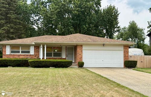5032 Old Franklin Road, Grand Blanc Charter Township, MI, 48439 | Card Image