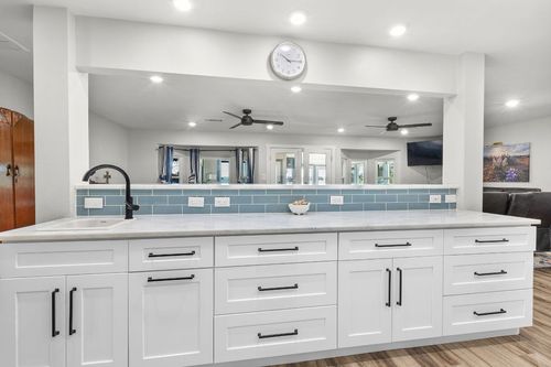 208 Iris Ln, Buchanan Dam, TX, 78609-4484 | Card Image