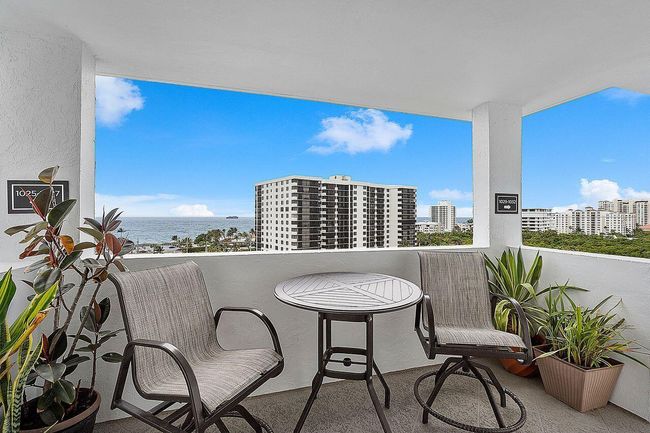 APT-1030D - 3310 S Ocean Blvd, Condo with 2 bedrooms, 2 bathrooms and null parking in Highland Beach FL | Image 20