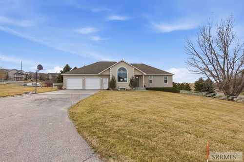 6002 E Sunnyside Rd, Idaho Falls, ID, 83406-8040 | Card Image