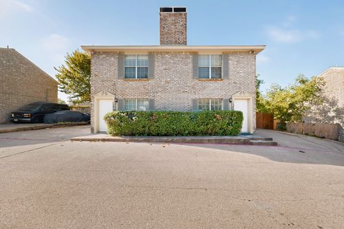 132 Graystone Pl, Duncanville, TX, 75137-3242 | Card Image