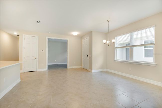 376 Ibiza Loop, House other with 2 bedrooms, 2 bathrooms and null parking in VENICE FL | Image 8