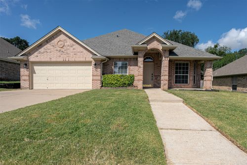 302 Howard Way Dr, Aledo, TX, 76008-4572 | Card Image