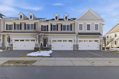 24 Aspen Dr, Cedar Grove, NJ, 07009-2300 | Card Image