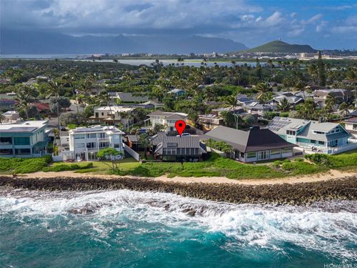 592 Kaimalino St, Kailua, HI, 96734-1612 | Card Image