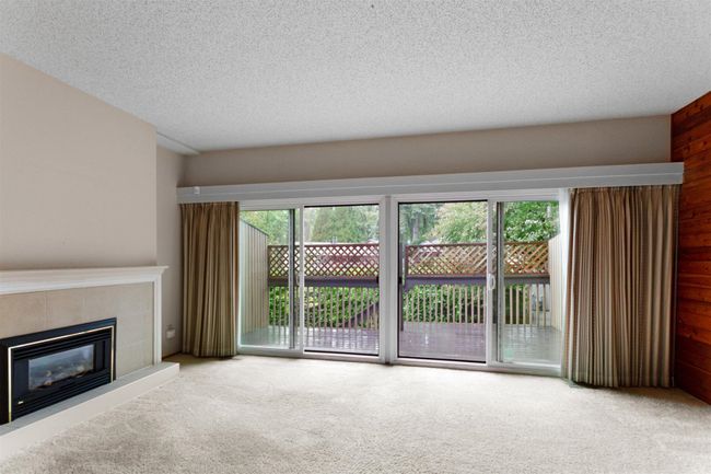 8957 Corona Place, Townhouse with 4 bedrooms, 2 bathrooms and 1 parking in Burnaby BC | Image 13