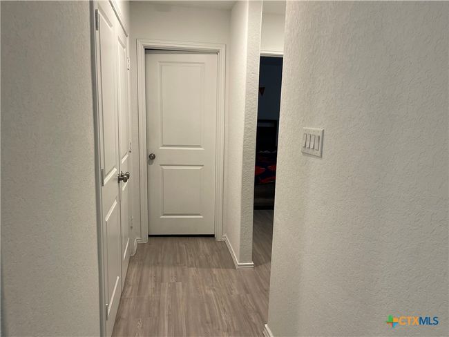 5930 Antonio Pl, House other with 3 bedrooms, 3 bathrooms and null parking in Seguin TX | Image 8