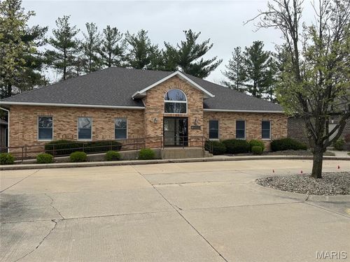 4 Sunset Hills Professional Ctr, Edwardsville, IL, 62025-3760 | Card Image