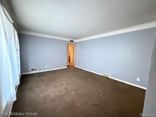 3110 Menominee Ave, Flint, MI, 48507-1904 | Card Image