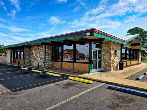 2900 Airline Blvd, Portsmouth, VA, 23701-2738 | Card Image