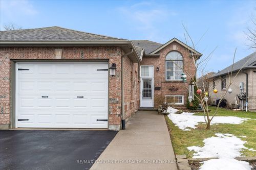 11 Jefferson Crt W, Welland, ON, L3C7G5 | Card Image