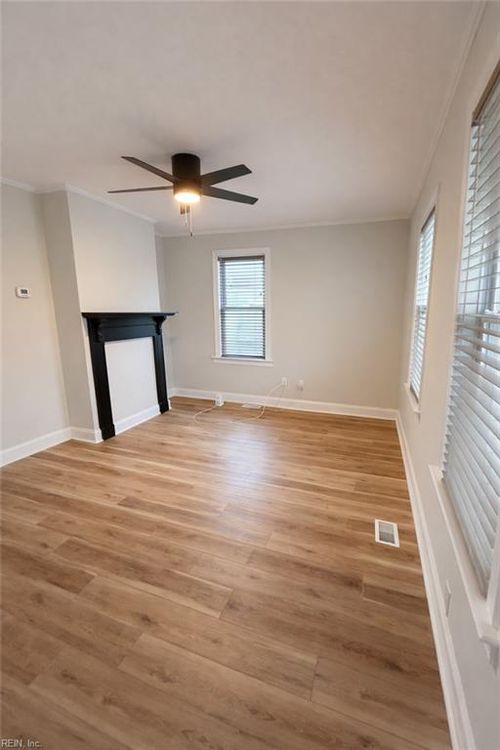 3307 Monroe St, Portsmouth, VA, 23703-2320 | Card Image