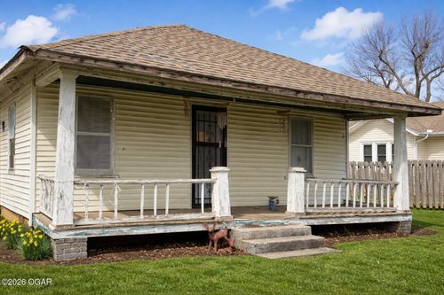 109 N Denton, Liberal, MO, 64762-9268 | Card Image