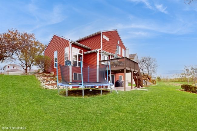 445 Harvest Gate, House other with 4 bedrooms, 4 bathrooms and 2 parking in Lake In The Hills IL | Image 37