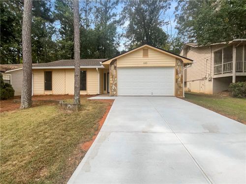643 Woodsong Ln, Stone Mountain, GA, 30087-5736 | Card Image