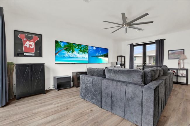 8714 Palm Ranches Pl, Townhouse with 4 bedrooms, 4 bathrooms and null parking in TAMPA FL | Image 18