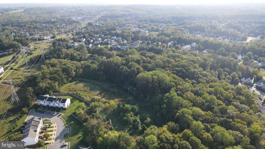 Land in WOODBRIDGE 3