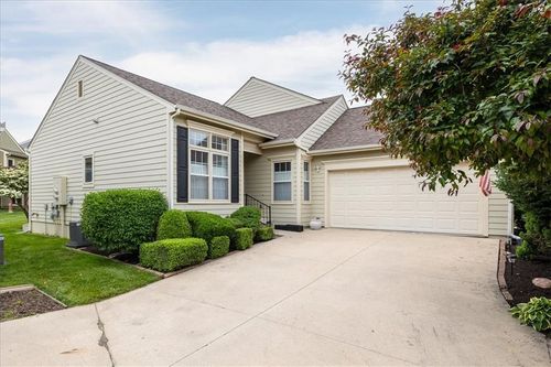 5819 Longleaf Dr, Lawrence, KS, 66049-5803 | Card Image