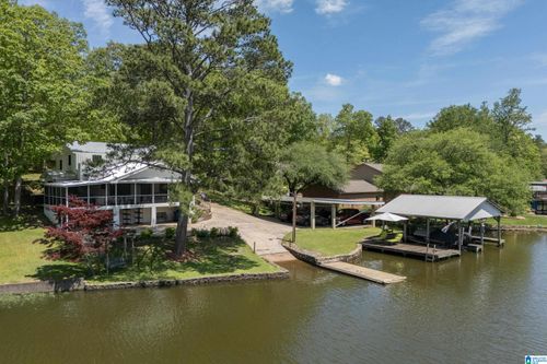 388 Lakeshore Ln, ONEONTA, AL, 35121-8558 | Card Image