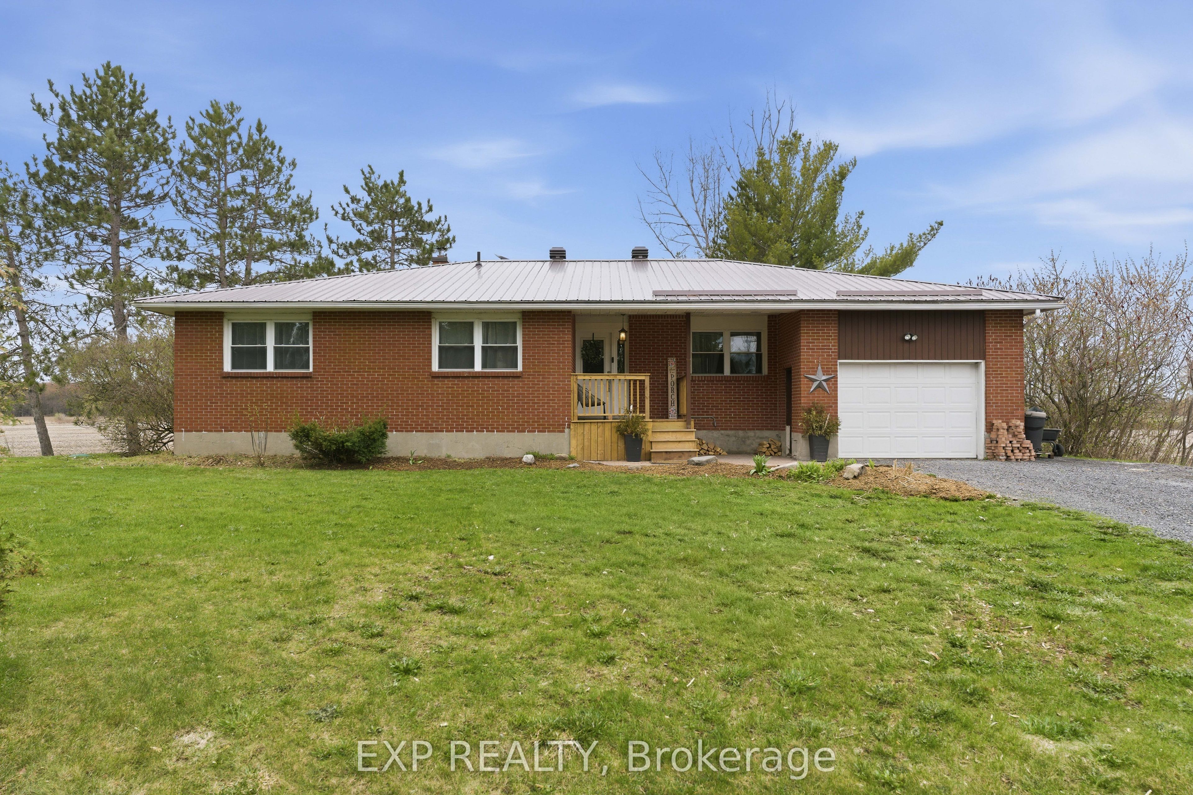 Residential in Greely - Metcalfe - Osgoode - Vernon and Area