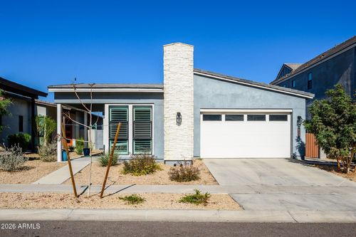 824 E Monte Way, Phoenix, AZ, 85042-5174 | Card Image