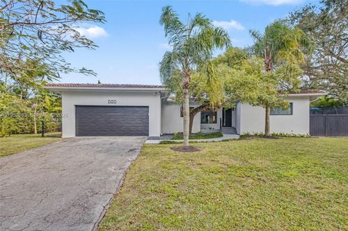 15815 Sw 85th Ave, Palmetto Bay, FL, 33157-2134 | Card Image
