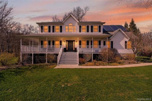 5 Gabriels Dr, Chester, NY, 10918-4423 | Card Image