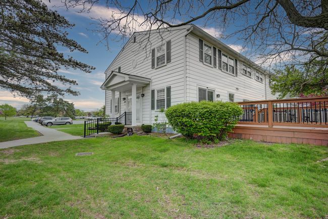 19824 Irongate Ct, Condo with 3 bedrooms, 3 bathrooms and null parking in Northville Township MI | Image 77