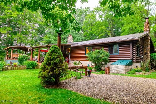 327 Township Road 350, Sullivan, OH, 44880-9745 | Card Image