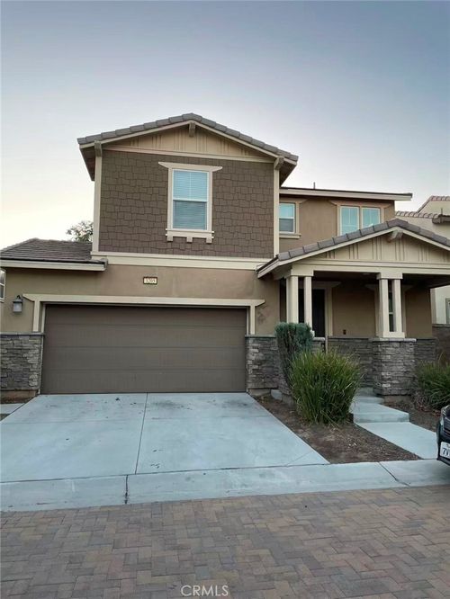 3205 E Mt Rainier Dr, Ontario, CA, 91762-7274 | Card Image