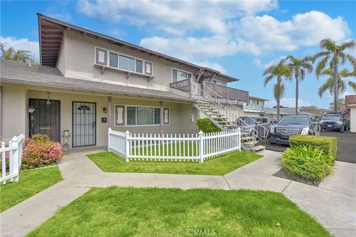 4-16652 Goldenwest, Huntington Beach, CA, 92647 | Card Image