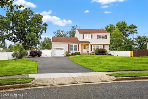 13 Highland Dr, Manalapan, NJ, 07726-2707 | Card Image