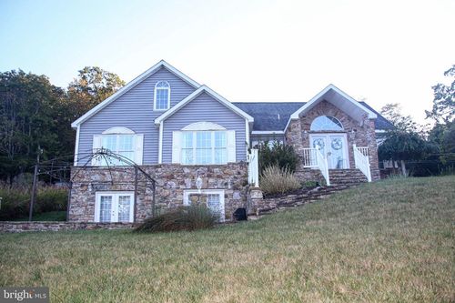 39 Leo Friend Rd, OAKLAND, MD, 21550-7278 | Card Image