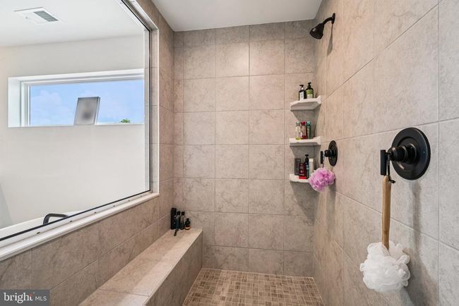 1832 Enclave Dr, House other with 5 bedrooms, 5 bathrooms and null parking in QUAKERTOWN PA | Image 41