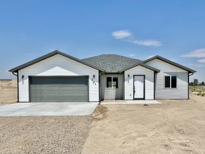 231 Spring Creek Parkway, House other with 4 bedrooms, 2 bathrooms and null parking in Spring Creek NV | Image 1