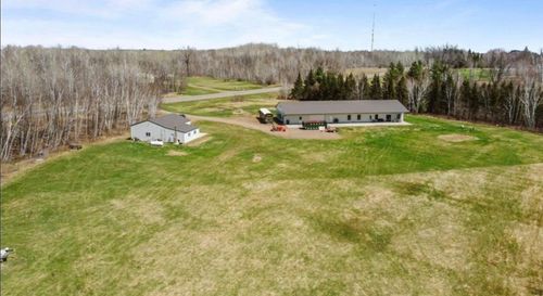 11124 Dahl Rd, Hinckley, MN, 55037-4877 | Card Image