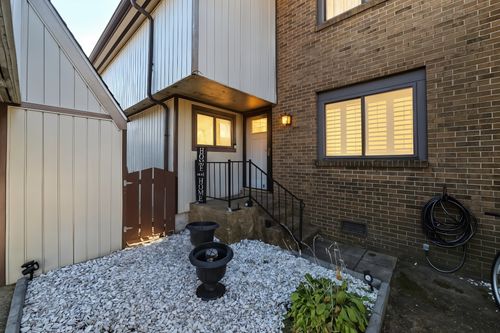 1003 Heritage Dr, Madison, TN, 37115-2633 | Card Image