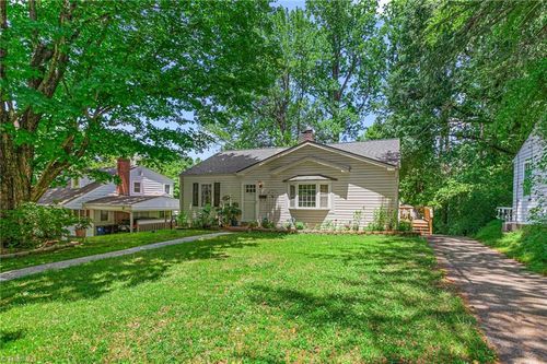 731 W Banner Ave, Winston-Salem, NC, 27127-2805 | Card Image