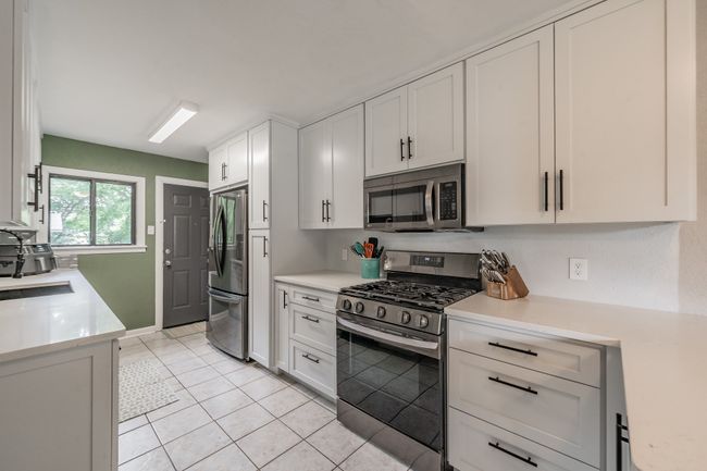 600 Brookfield Dr, House other with 3 bedrooms, 2 bathrooms and null parking in Hurst TX | Image 11