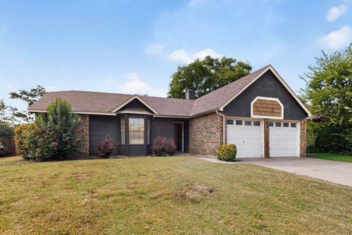 2339 Dartmouth Dr, Grand Prairie, TX, 75052-1307 | Card Image