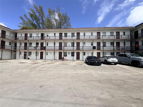 apt-18-7001 Nw 15th Ave, Miami, FL, 33147-7061 | Card Image