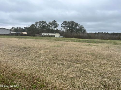 105 Hancock Ln, Pinetown, NC, 27865 | Card Image