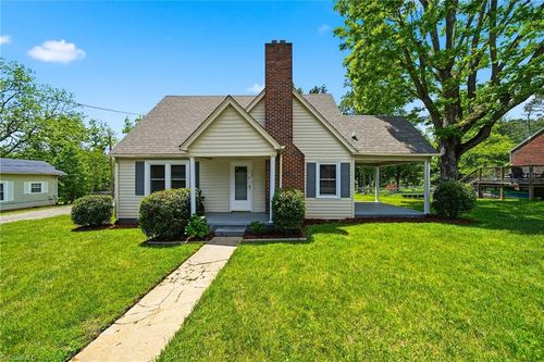 210 Valdese Drive, Morganton, NC, 28690 | Card Image