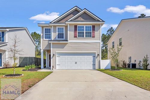 572 Brightleaf Cir, Hinesville, GA, 31313-9514 | Card Image