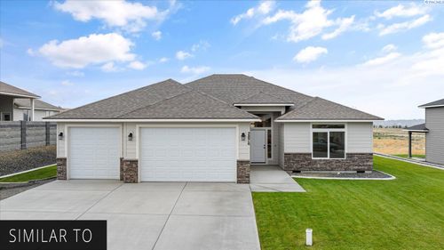 7174 W 30th Ave., Kennewick, WA, 99338 | Card Image