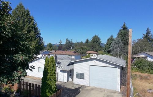 2958 Pickford Rd, Colwood, BC, V9B2K7 | Card Image