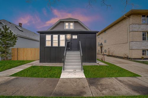 2130 N 74th Ct, Elmwood Park, IL, 60707-3112 | Card Image