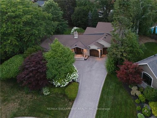 4071 Melba Pl, Burlington, ON, L7L2C5 | Card Image