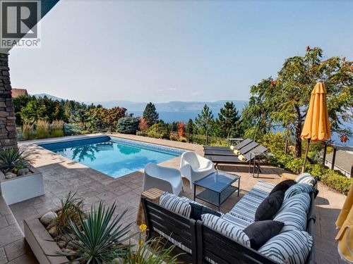 390 Okaview Rd, Kelowna, BC, V1W4K3 | Card Image